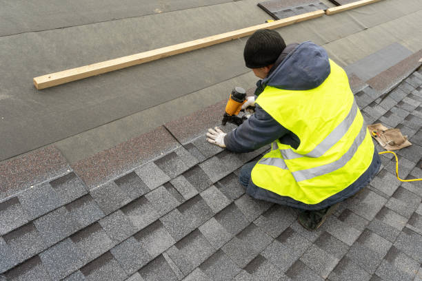Roof Gutter Cleaning in American Canyon, CA